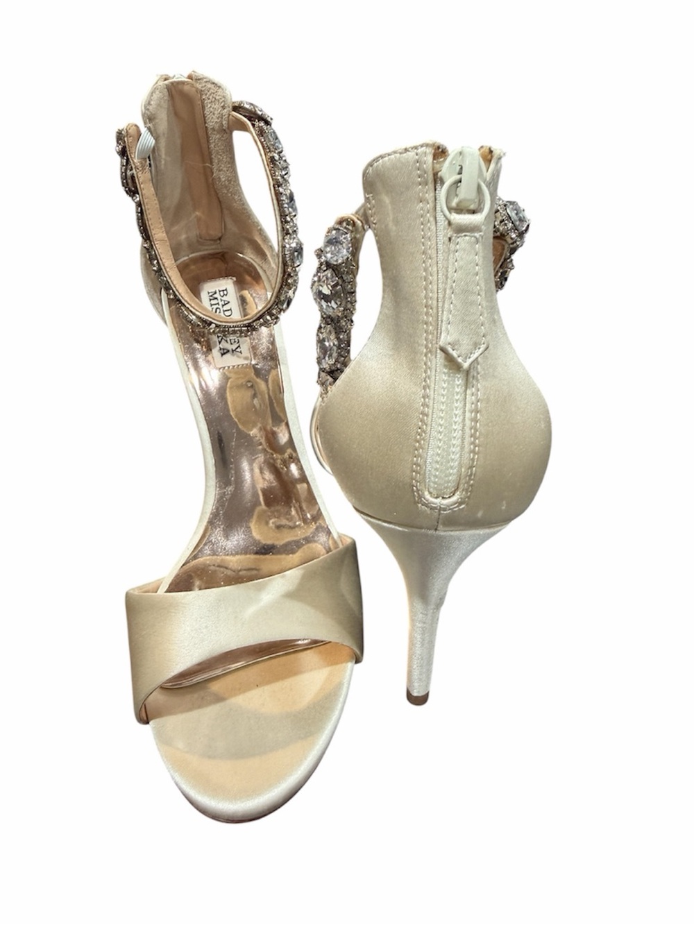 Badgley Mischka | Sindy Ivory
Satin Crystal Ankle Strap Stiletto Sandals Sz 9